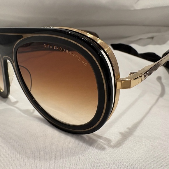 NEW! DITA ENDURANCE 88; DTS107-01-BLK-GLD; Balck Gold w/ Brown Gradient Lens - Picture 2 of 7